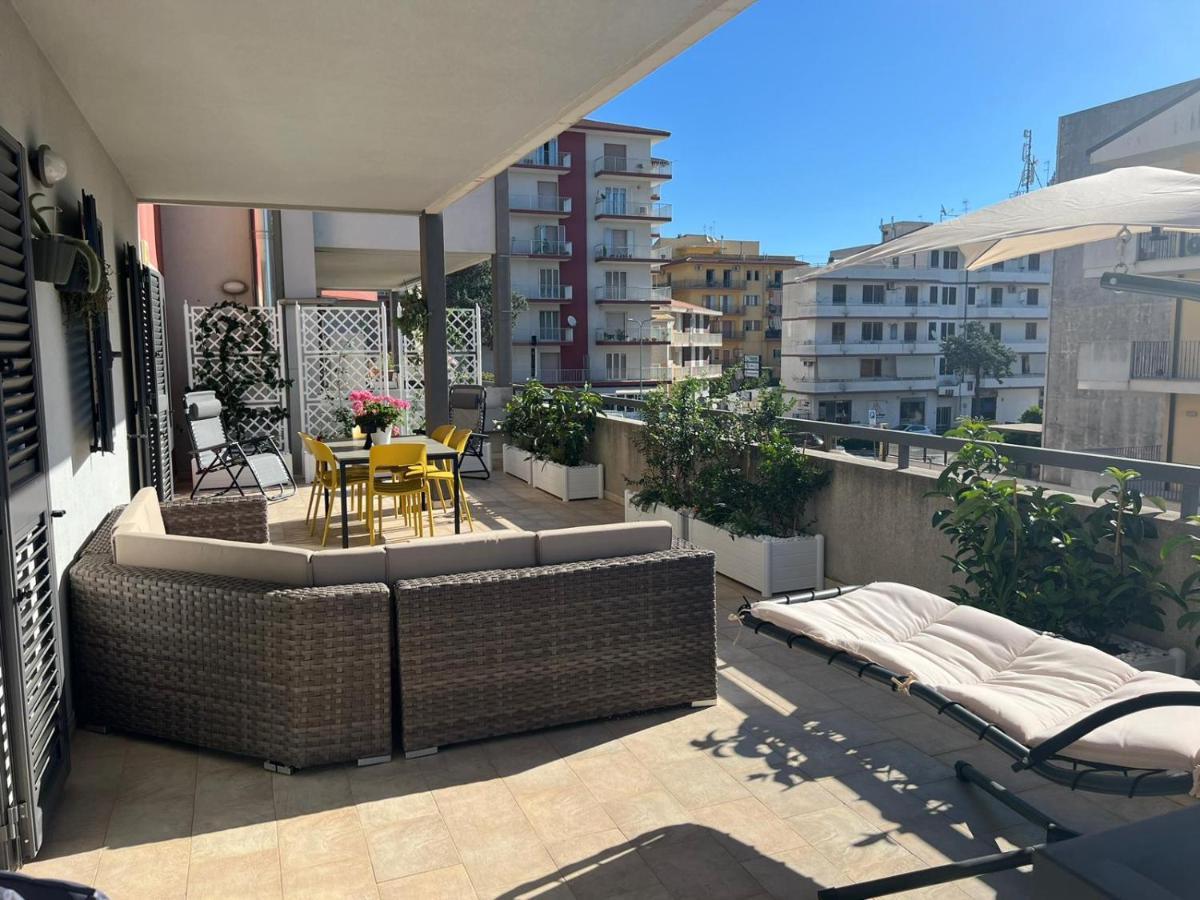La Malfa 48 Apartment Ragusa Bagian luar foto